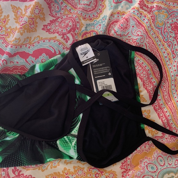 BRAND NEW WITH TAGS SPEEDO - Picture 5 of 5